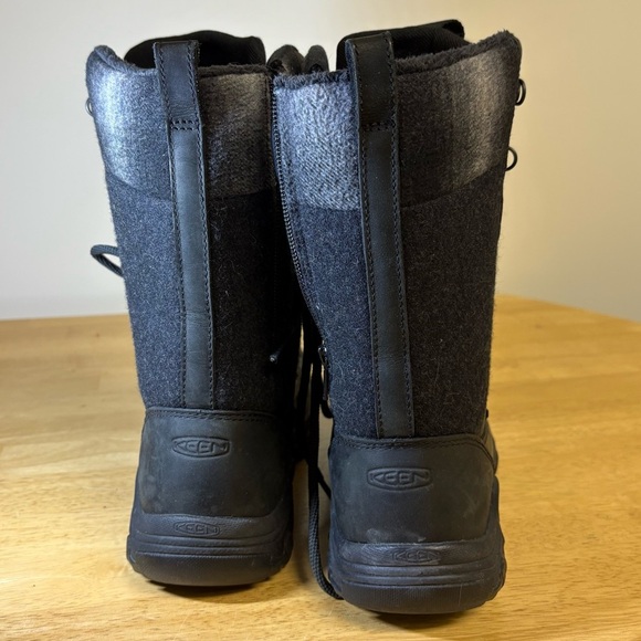 KEEN Women’s 7 Greta Tall Black Boots Leather Lace Up Warm Winter Waterproof New - Picture 3 of 10